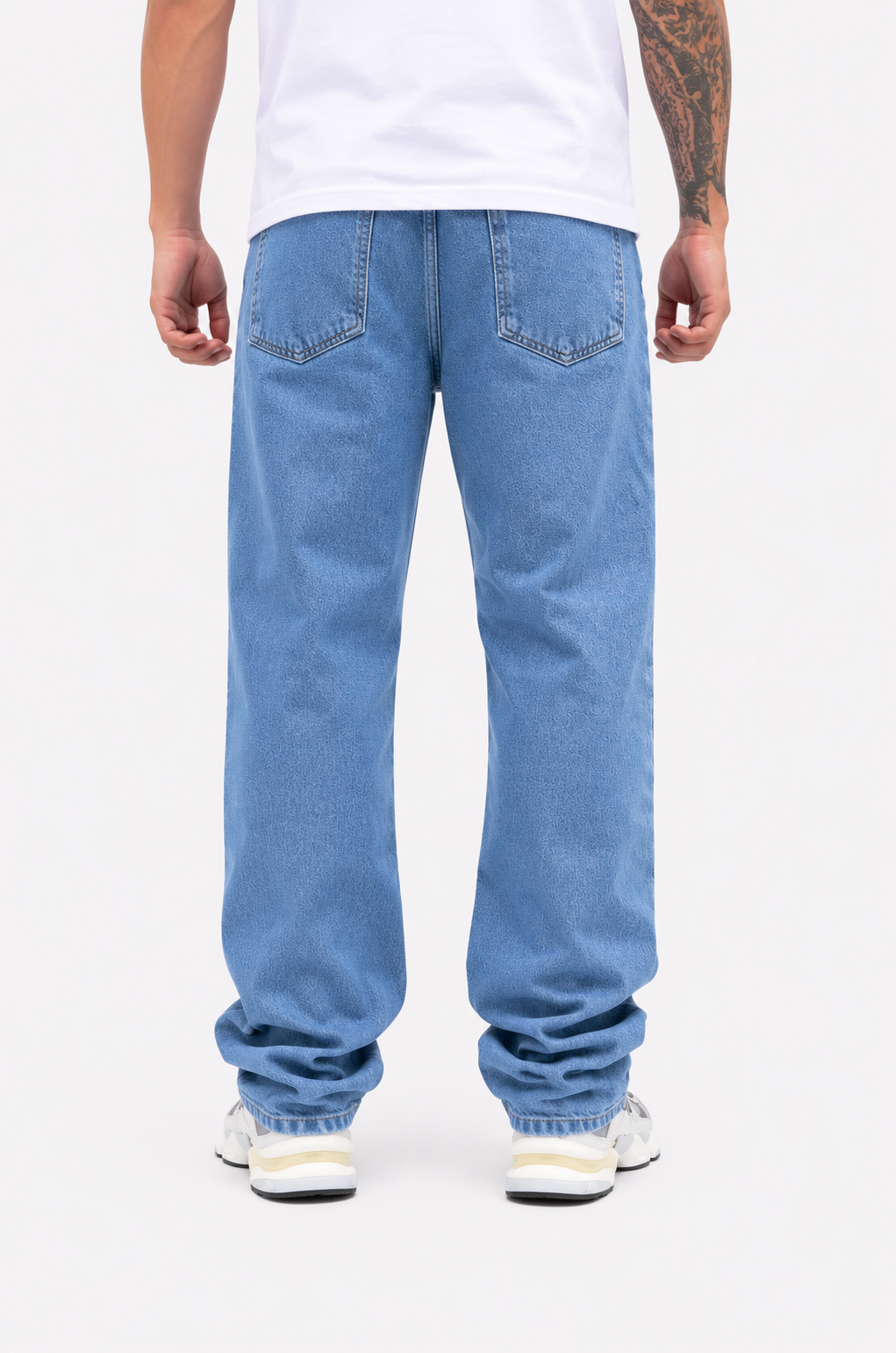 Jean Oversize Rígido Fros Azul Claro